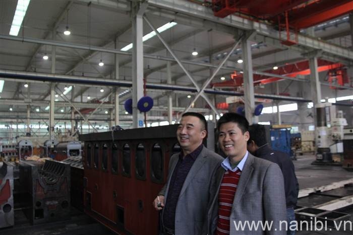 Tham quan nhà máy lắp ráp động cơ CW của Weichai Sơn Đông.